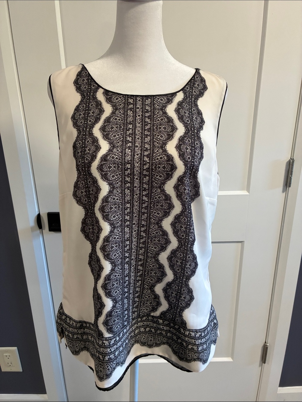 White House Black Market Sleeveless Top